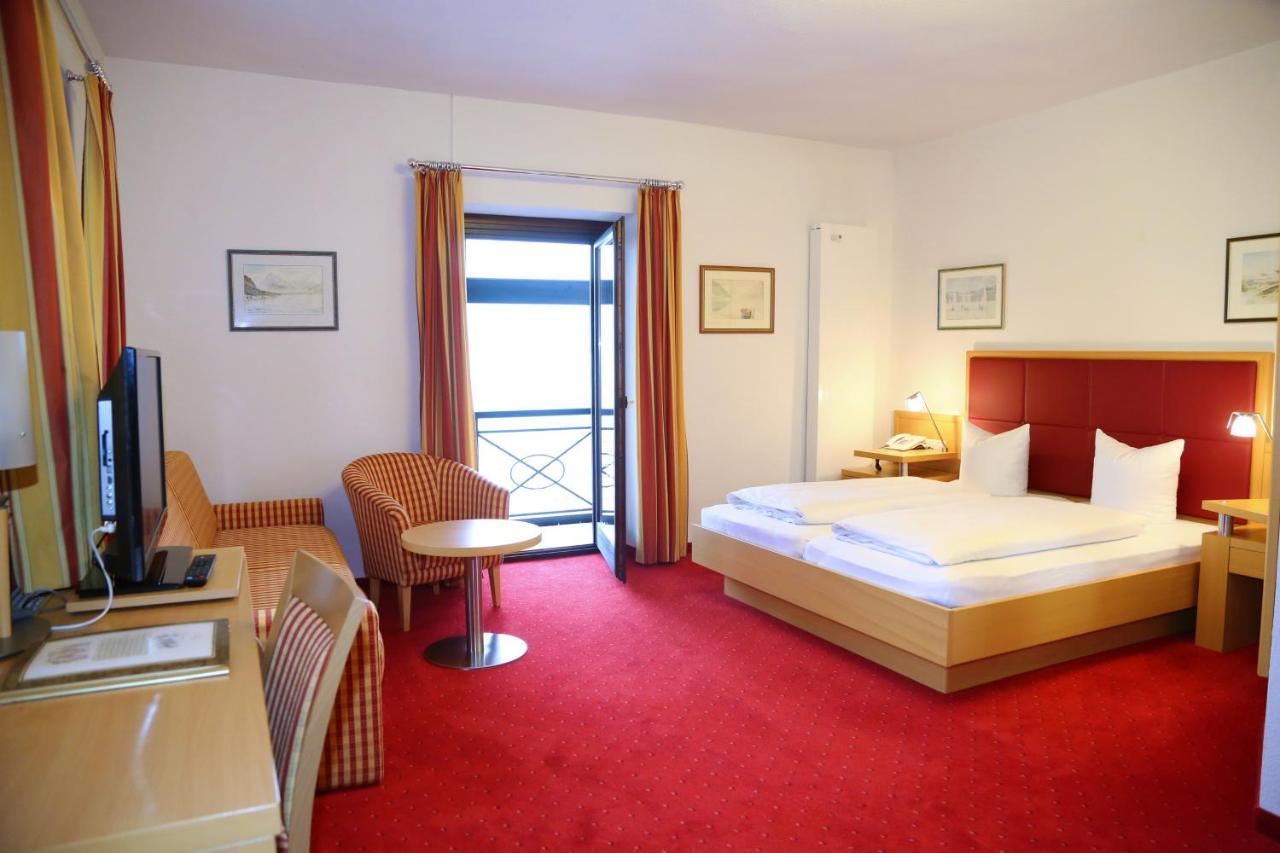 Seegasthof Hois'N Wirt - Hotel Mit Wellnessbereich グムンデン エクステリア 写真