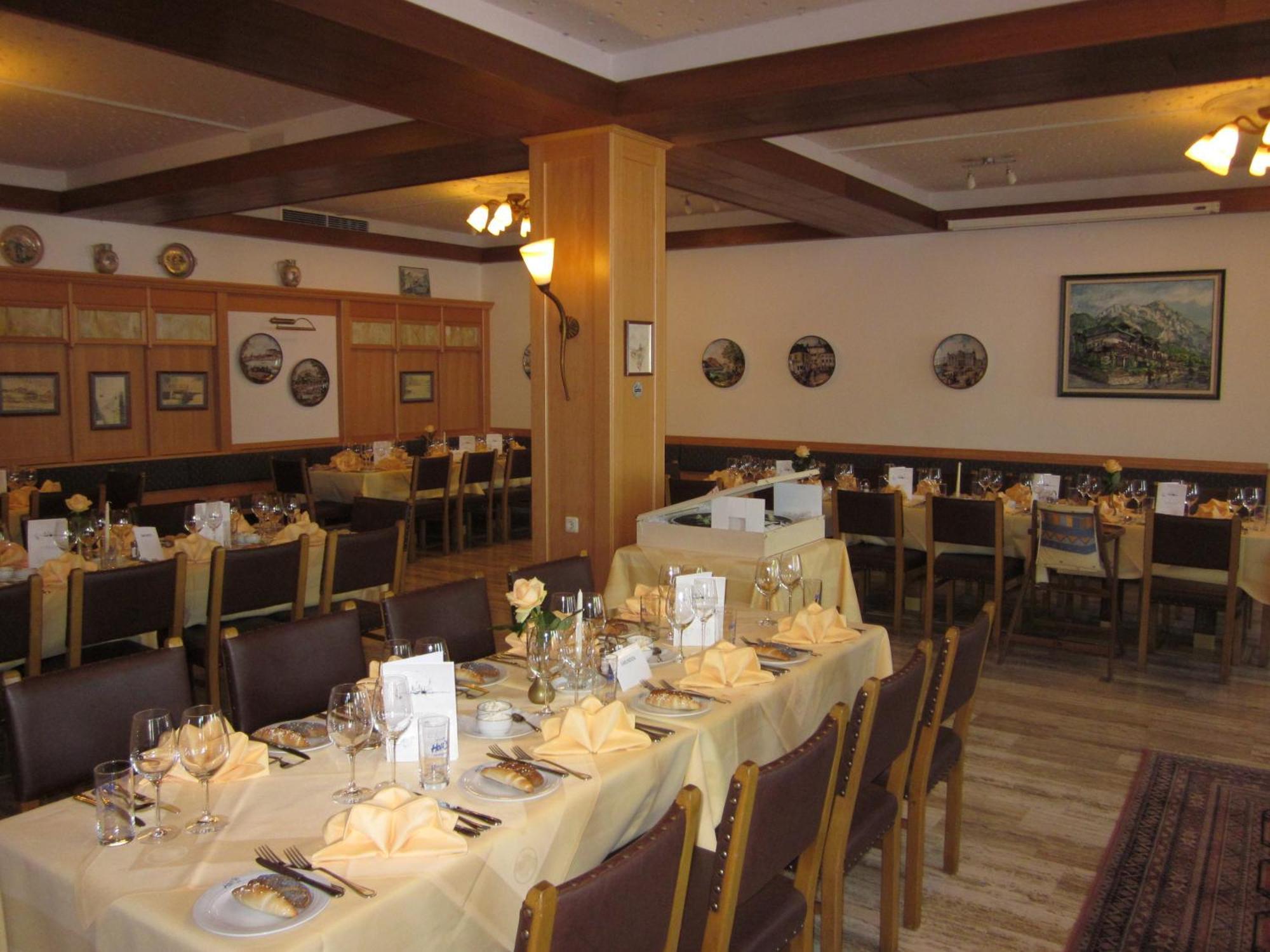 Seegasthof Hois'N Wirt - Hotel Mit Wellnessbereich グムンデン エクステリア 写真