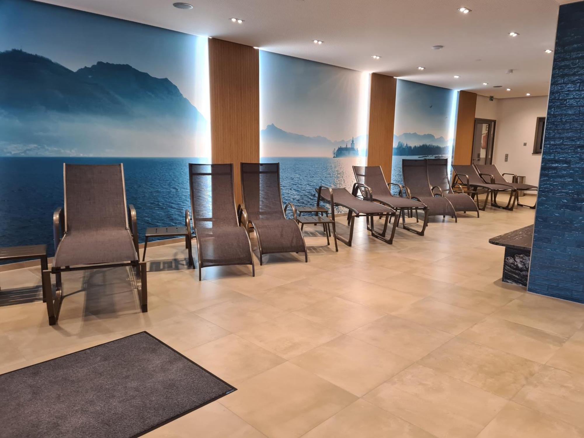 Seegasthof Hois'N Wirt - Hotel Mit Wellnessbereich グムンデン エクステリア 写真