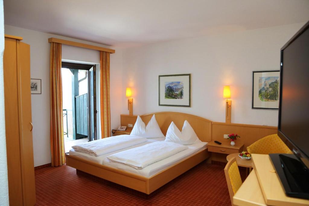 Seegasthof Hois'N Wirt - Hotel Mit Wellnessbereich グムンデン エクステリア 写真